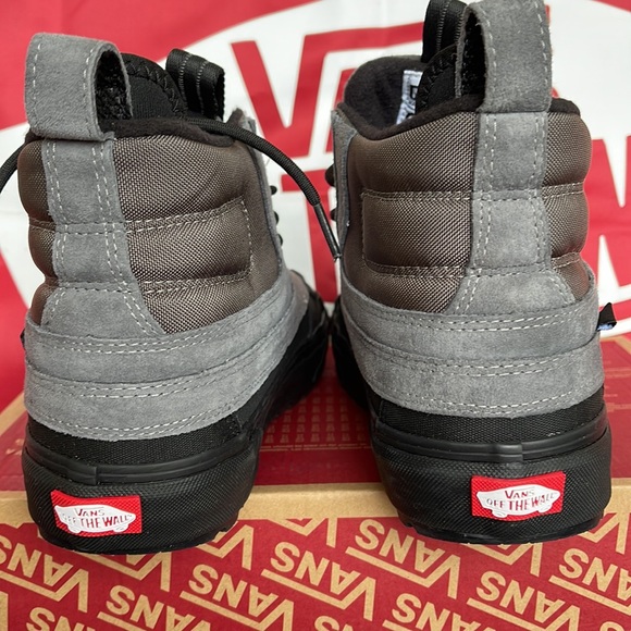 Vans WMNS Sk8-Hi Del Pat
Pewter/Black
VN0A5JMNPBQ boots - Picture 14 of 16